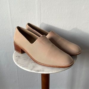 Stuart Weitzman Tan Loafers sz 9